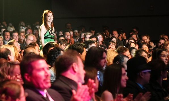 felicia-day-streamy-acceptance-walk felicia-day-streamy-acceptance-walk